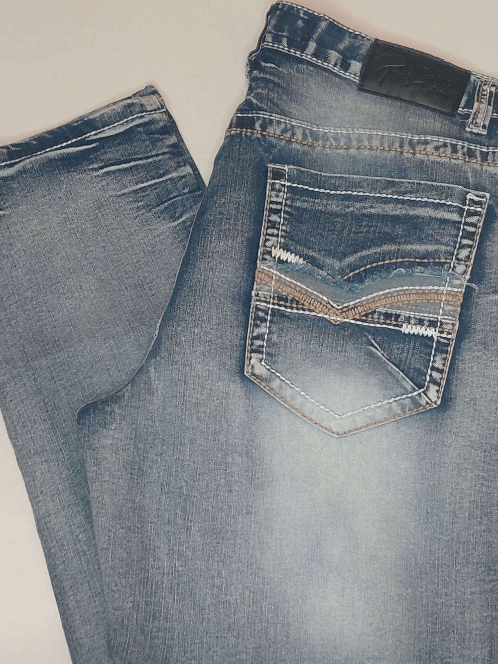 True Luck Men`s Jeans Straight Medium Wash  38x32 Distressed Embroidered Bootcut